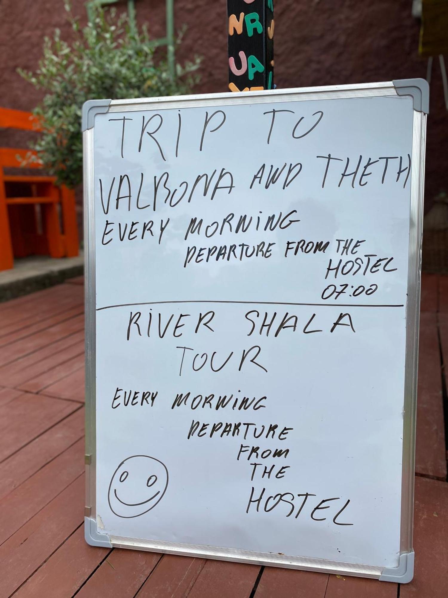 The Hood - Shkodra Backpackers Hostel Exterior photo